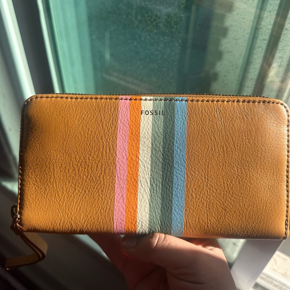 Fossil Tan Leather Wallet with Colorful Stripes